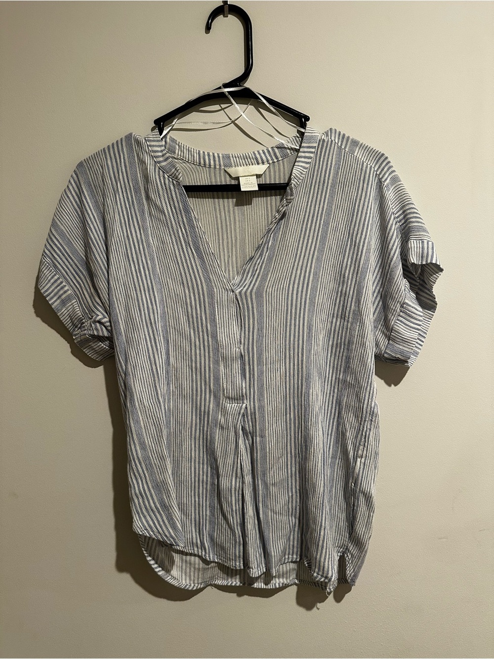 H&M Blue and White Striped V-Neck Short Sleeve Top